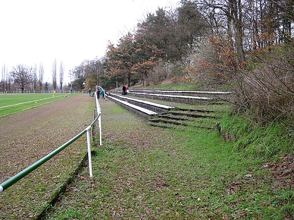 Geschwister-Scholl-Stadion - Klötze