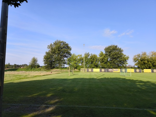 Sportzentrum Schönhausen Platz 2 - Schönhausen/Elbe