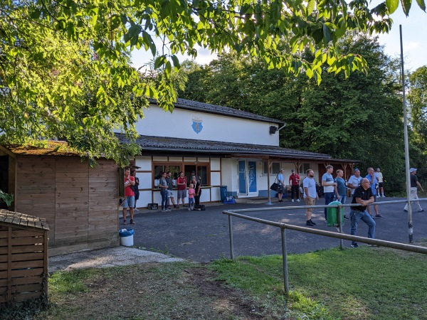 Sportplatz Hesselnberg - Calden-Meimbressen