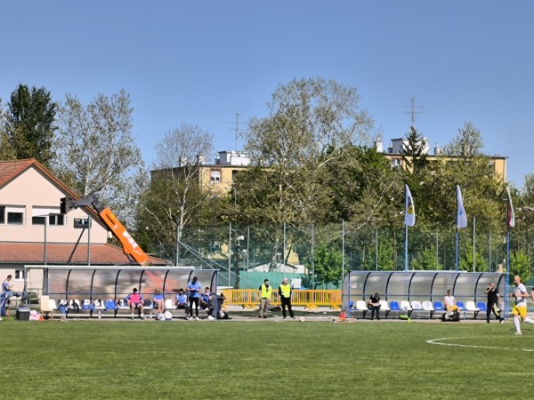 Balassi Bálint utcai stadion - Monor
