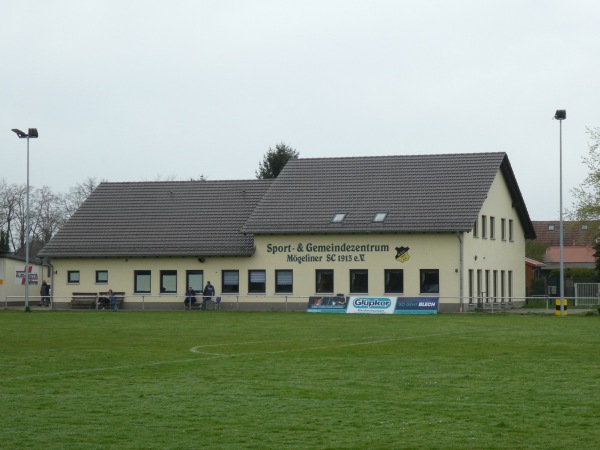 Günther-Heitepriem-Sportplatz - Premnitz-Mögelin