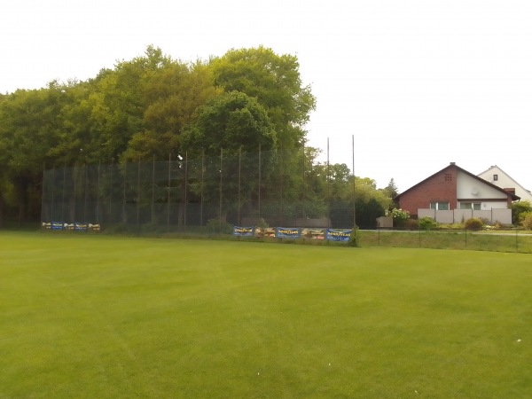 Sportplatz Wetschen B - Wetschen