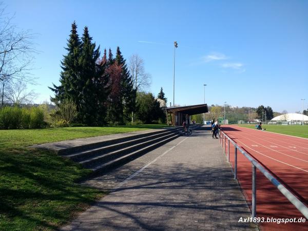 Leichtathletikstadion am Nidda-Sportfeld - Bad Vilbel