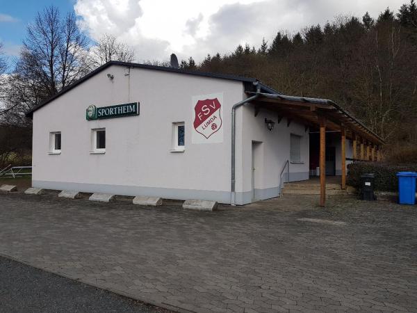 Sportplatz an der Autobahn - Grünberg/Hessen-Lumda