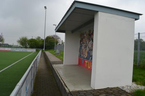 Sportplatz Locher Weg - Rheinbach-Oberdrees