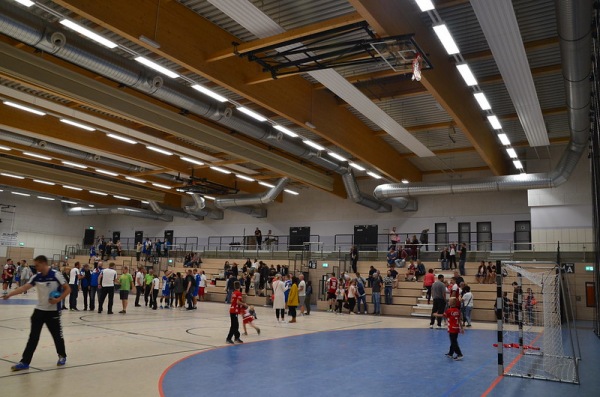 Salzland-Sporthalle Staßfurt - Staßfurt