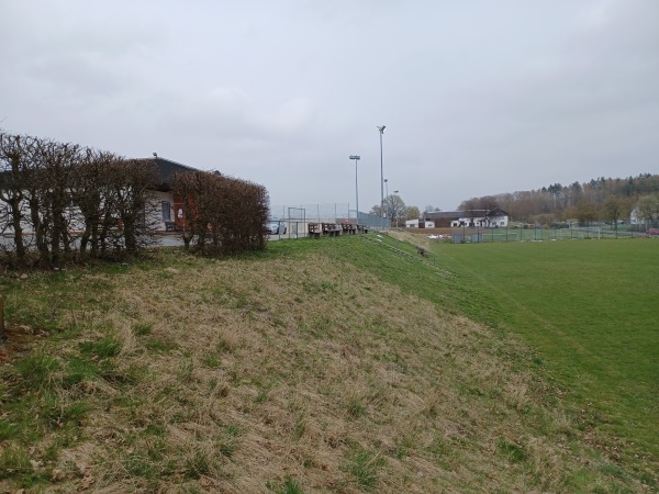 Sportplatz Wolfenhausen - Weilmünster-Wolfenhausen