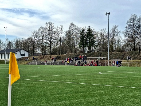 Sportplatz im Felde - Nieheim-Eversen