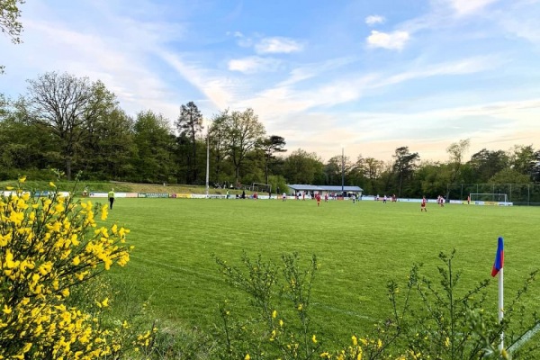 Waldsportplatz - Fronhausen/Lahn-Oberwalgern