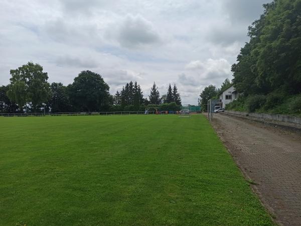 Sportplatz Raiffeisenstraße - Marktoffingen 