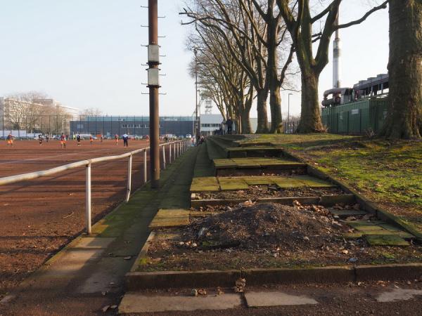 Bezirkssportanlage Duisburger Straße - Duisburg-Obermarxloh