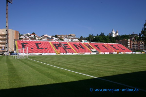 Estádio Municipal 25 de Abril - Penafiel