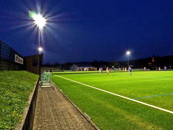 Reinhold-Schulte-Sportplatz - Eslohe/Sauerland-Reiste