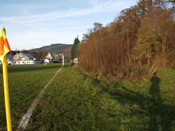 Sportplatz an der Ruhr - Olsberg-Assinghausen