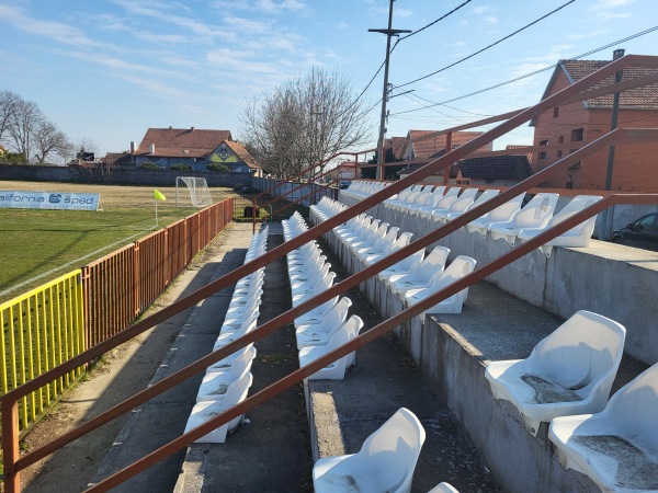 Stadion FK Budućnost - Dobanovci