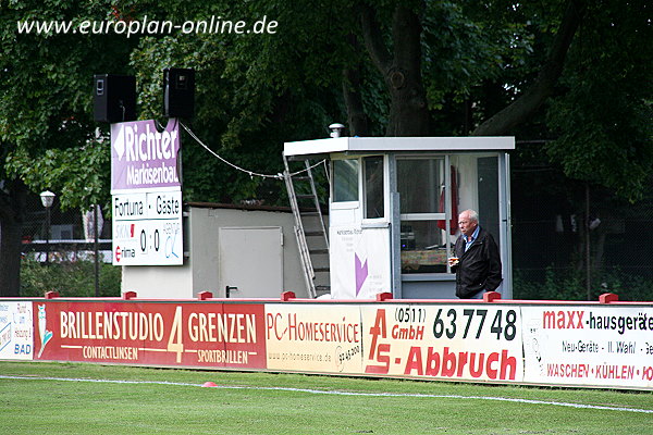 Sportanlage Hebbelstraße - Hannover-Sahlkamp