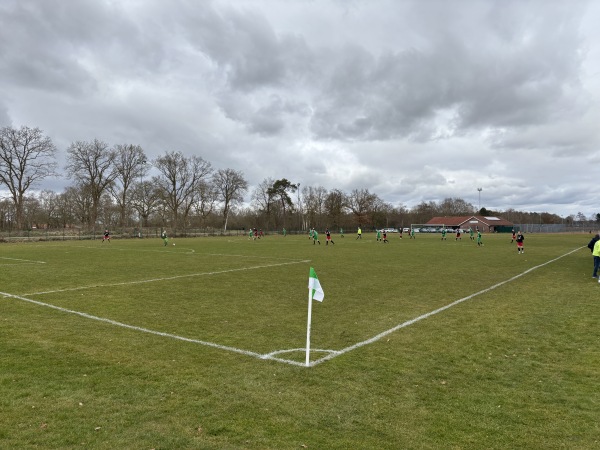 Sportanlage Holunderstraße B-Platz - Hesel