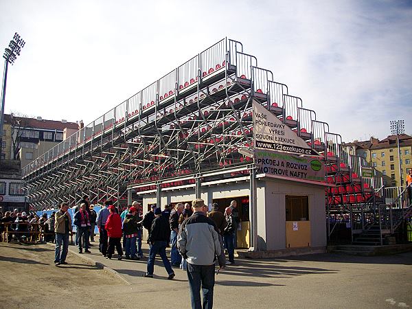 Stadion Viktorie v Seifertově ulici - Praha