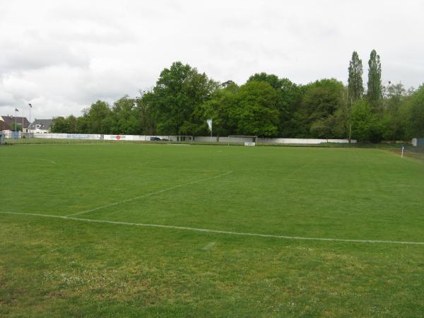 Sportplatz Kienfichten - Dessau-Roßlau