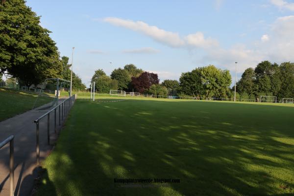 Stadion Fuchsgrube Nebenplatz 1 - Köngen