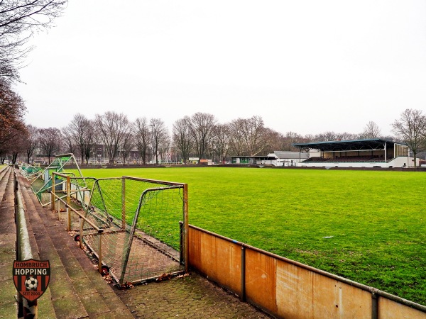 Autoteile Petras Arena Warbruckstraße - Duisburg-Marxloh