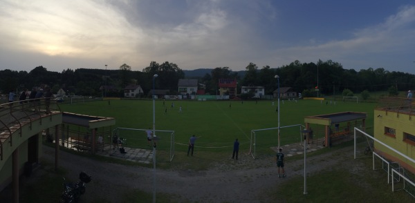 Boisko w Ślemieńu - Ślemień