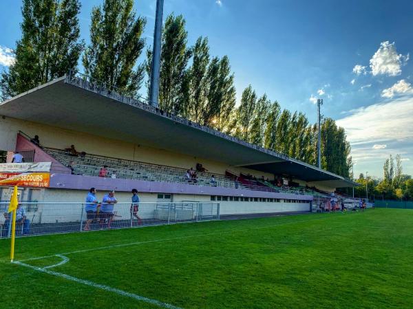 Stade des Trois-Chênes - Chêne-Bourg