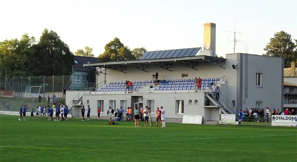 Futbalový štadión Častkovce - Častkovce