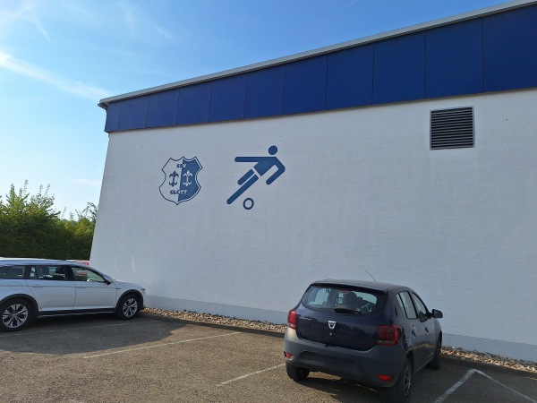 Lilienplatz im Sportzentrum - Glött