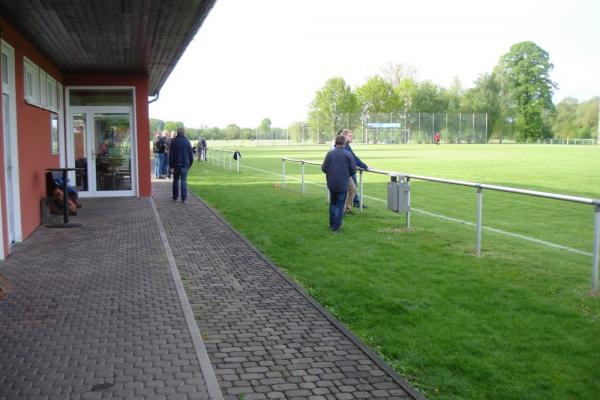 Sportanlage Auf dem Howe - Salzkotten-Verlar