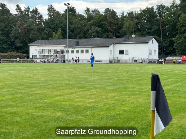 Sportanlage Am Matzenberg - Kaiserslautern-Erlenbach