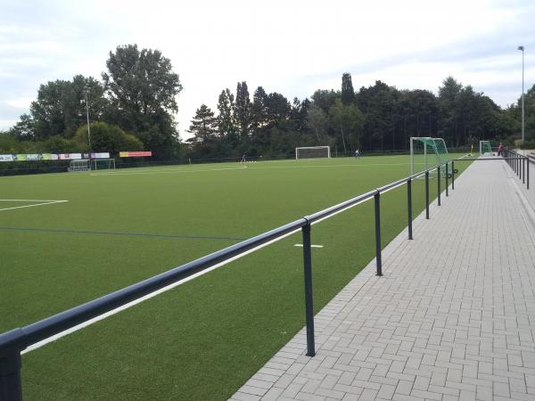 Kurt-Bornhoff-Sportpark Platz 2 - Frechen