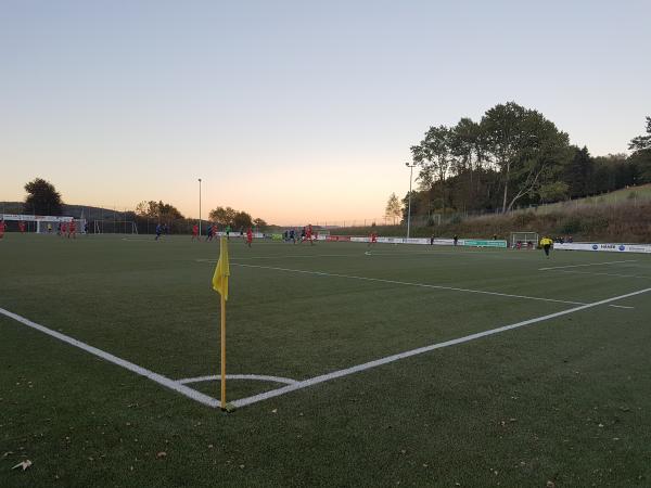 Sportplatz Zur Vogelstange - Drolshagen-Iseringhausen