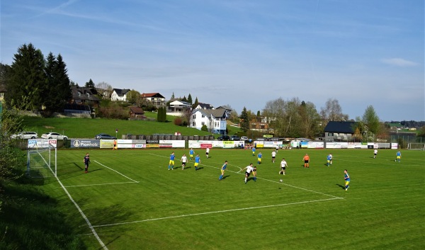 Sportplatz Neukirchen - Neukirchen an der Vöckla