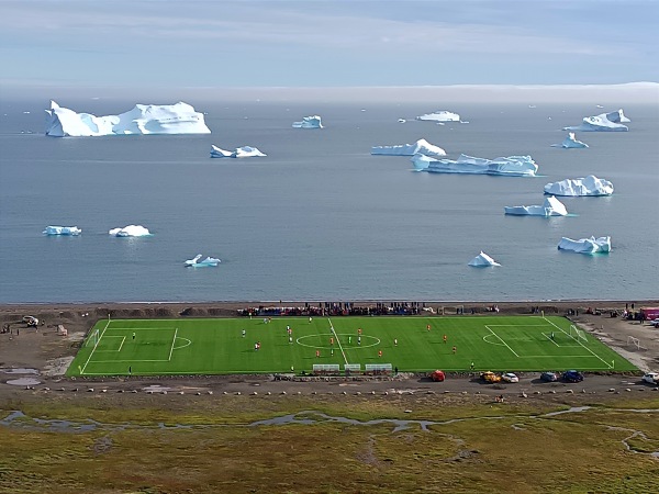 Qeqertarsuaq Stadion - Qeqertarsuaq