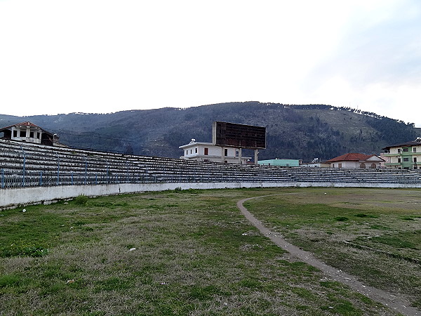 Stadiumi Tomori - Berat