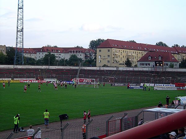 Kurt-Wabbel-Stadion - Halle/Saale-Gesundbrunnen