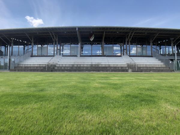 Sportplatz an der Mehrzweckhalle - Hawangen