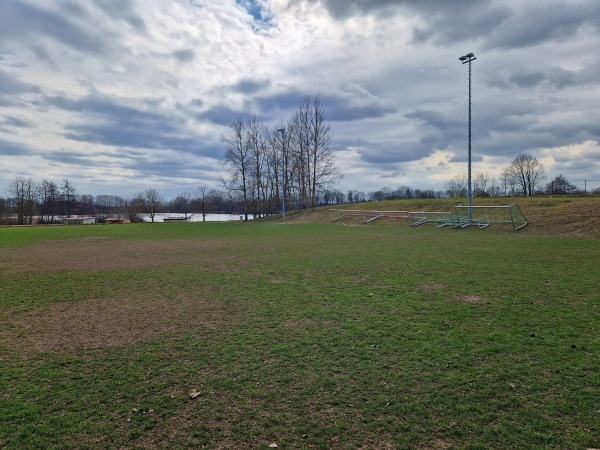 Sportplatz am Kosenowsee - Gützkow