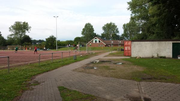 Sportplatz Finksweg - Hamburg-Finkenwerder