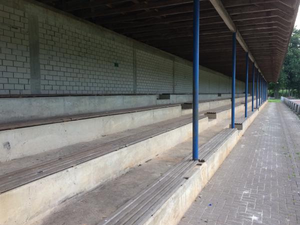 Otto-Dölle-Stadion - Papenburg-Aschendorf