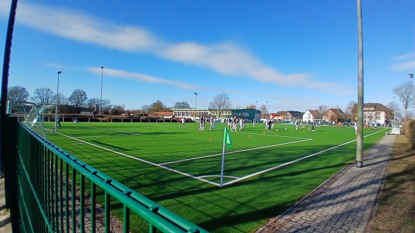 Stadion Kleine Heide - H.G. Kück-Platz - Wunstorf-Luthe