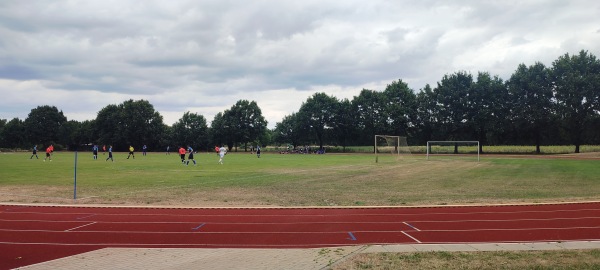 Schulsportplatz - Uetze