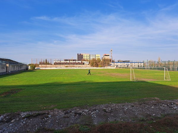 Futboln'yi Centr FFKR pole 2 - Bishkek