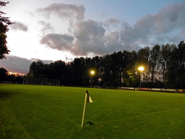 Sportplatz Im Weidengarten - St. Sebastian/Rhein