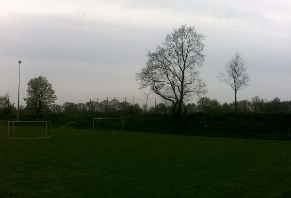 Sportzentrum Gemeinde Gnutz B-Platz - Gnutz