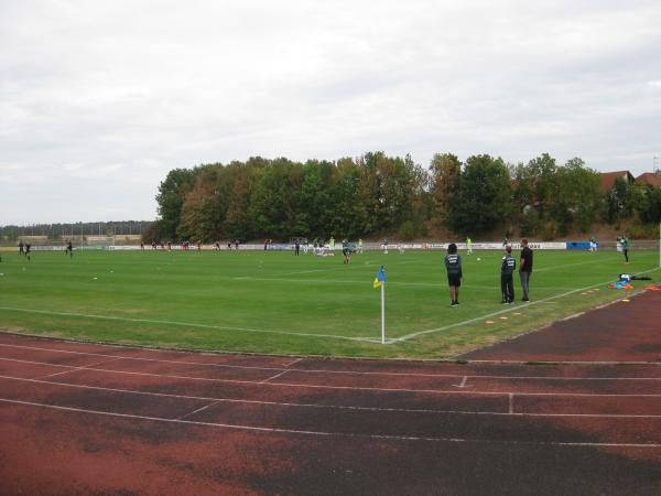 Konrad-Ammon-Platz im Sportzentrum - Fürth/Mittelfranken-Burgfarrnbach