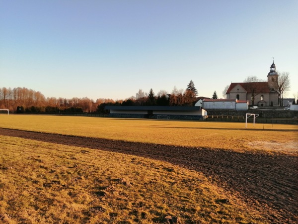 Stadion w Kamień Krajeński - Kamień Krajeński