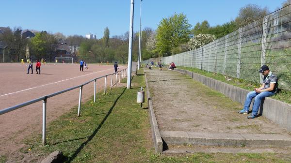 Sportplatz Grundstraße - Wuppertal-Langerfeld