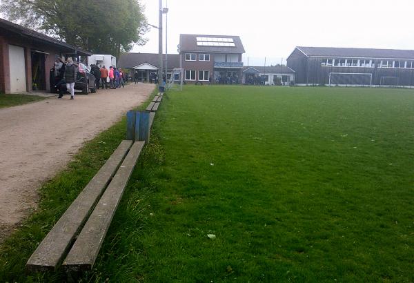 Sportanlage Roseburger Straße B-Platz - Güster/Lauenburg